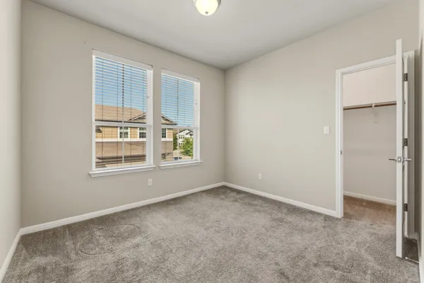 $1,695 | 1015 Vista View Drive, Unit 2102, Georgetown, TX 78626