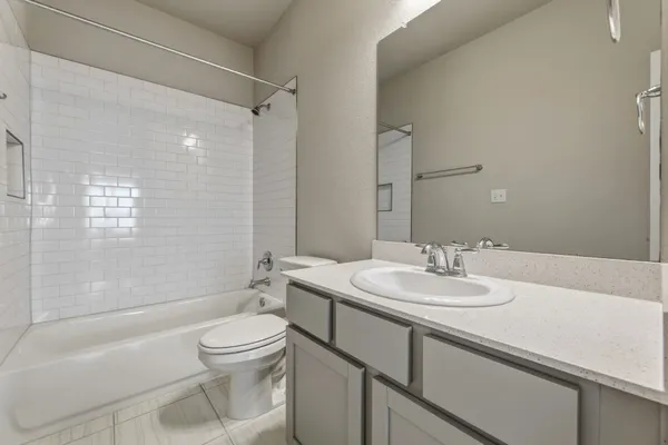 $1,695 | 1015 Vista View Drive, Unit 2102, Georgetown, TX 78626