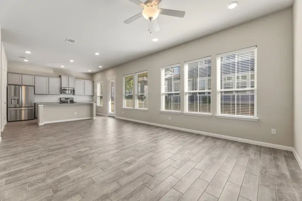 $1,695 | 1015 Vista View Drive, Unit 2102, Georgetown, TX 78626