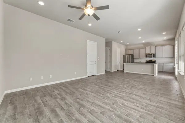 $1,695 | 1015 Vista View Drive, Unit 2102, Georgetown, TX 78626