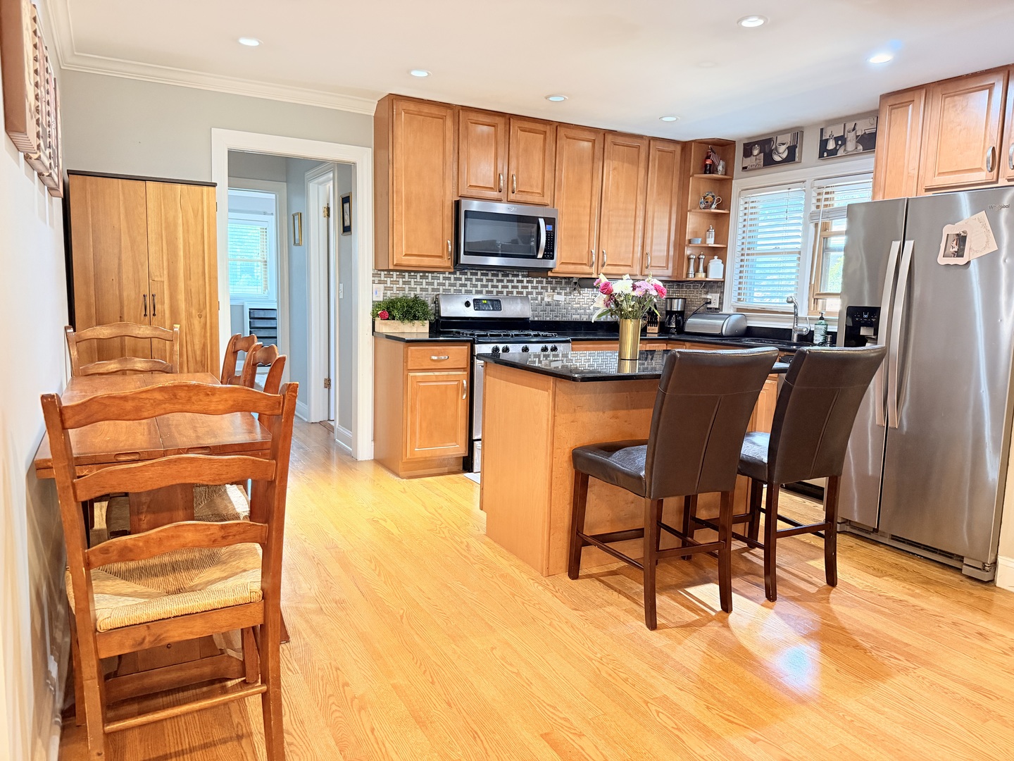717 Oakton Street Park Ridge, IL 60068 - Photo 5 of 26