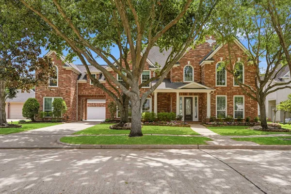 $720,000 | 4006 Lake Athens Court, Richmond, TX 77406