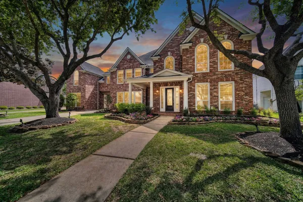 $720,000 | 4006 Lake Athens Court, Richmond, TX 77406