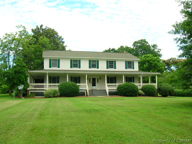 8102 Spring Hill Farm Road East Gloucester, VA 23061 - Photo 2 of 31