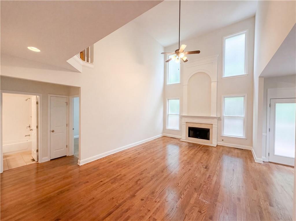 685 Jefferson Place Cumming, GA 30040 - Photo 7 of 32
