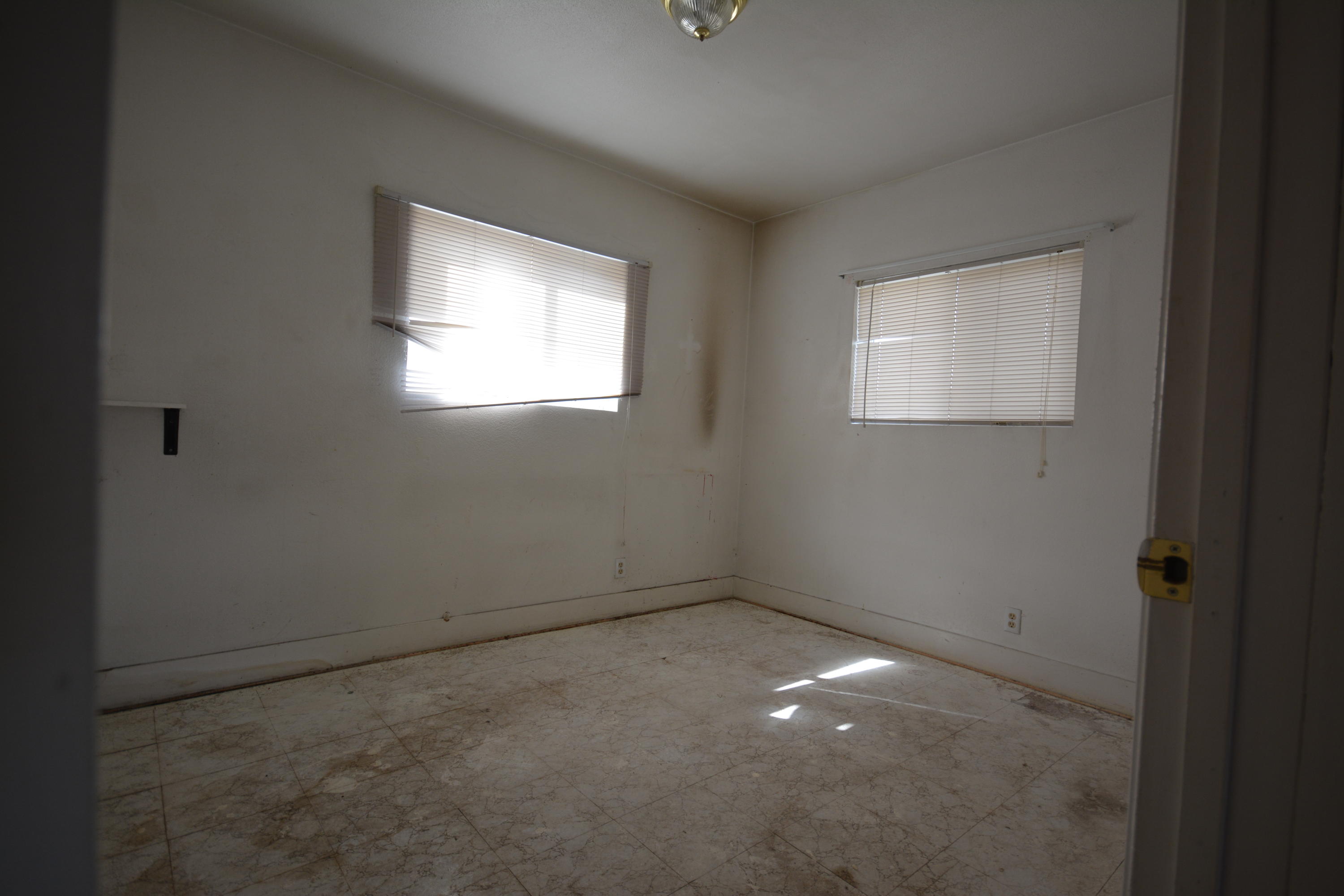 527 Spring Street Fortuna, CA 95540 - Photo 4 of 20