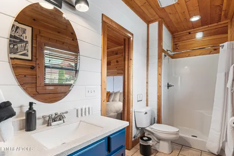 $905,000 | 1551 Bears Den Way, Sevierville, TN 37862