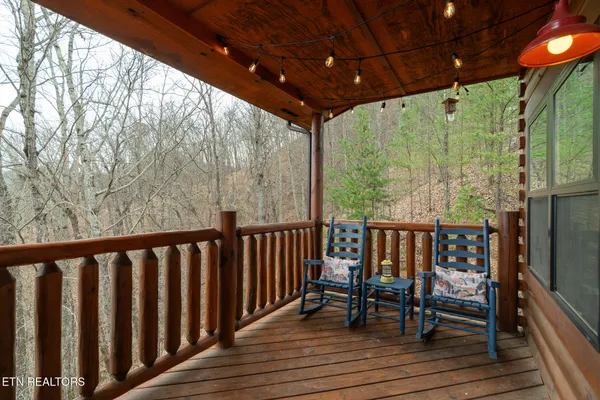$905,000 | 1551 Bears Den Way, Sevierville, TN 37862