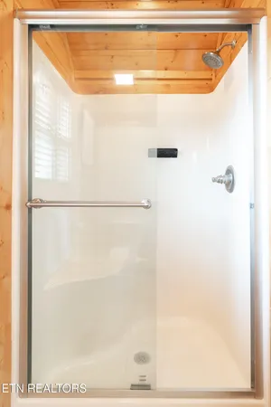 $905,000 | 1551 Bears Den Way, Sevierville, TN 37862