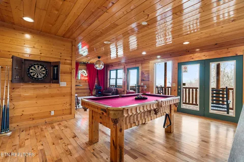 $905,000 | 1551 Bears Den Way, Sevierville, TN 37862