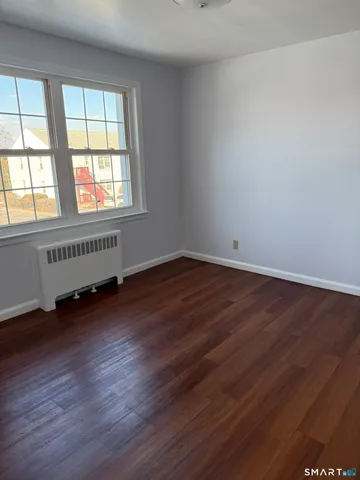 $2,500 | 1084 East Main Street, Unit 3, Stamford, CT 06902