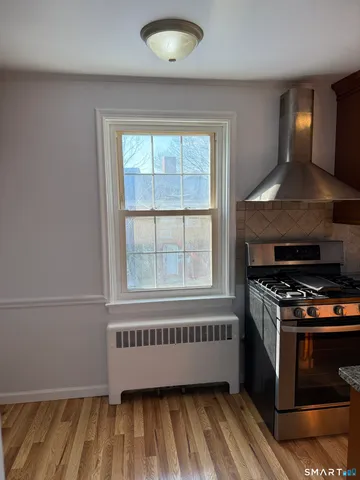 $2,500 | 1084 East Main Street, Unit 3, Stamford, CT 06902