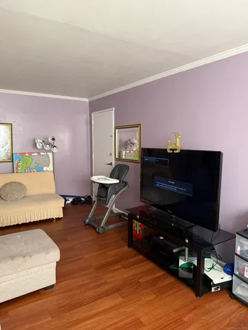 $2,500 | 1084 East Main Street, Unit 3, Stamford, CT 06902