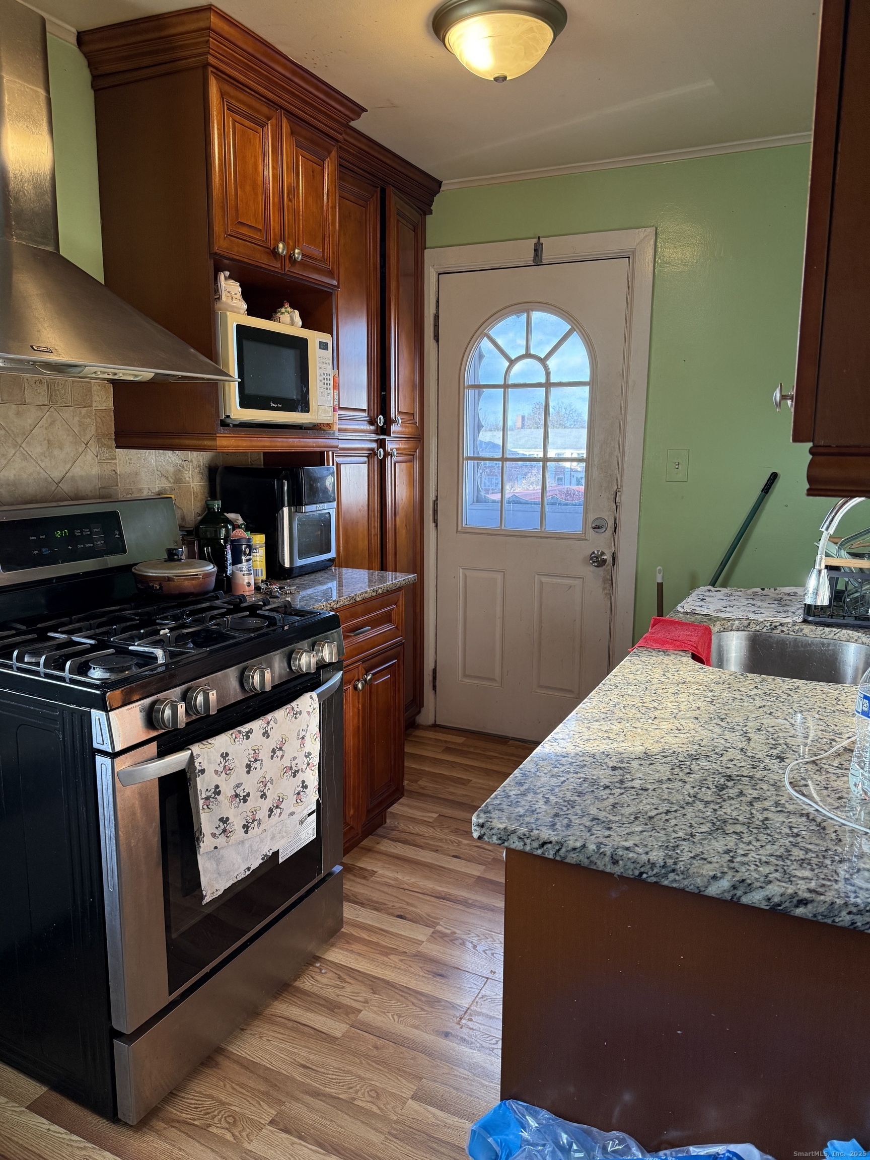 1084 East Main Street, Unit 3 Stamford, CT 06902 - Photo 7 of 14