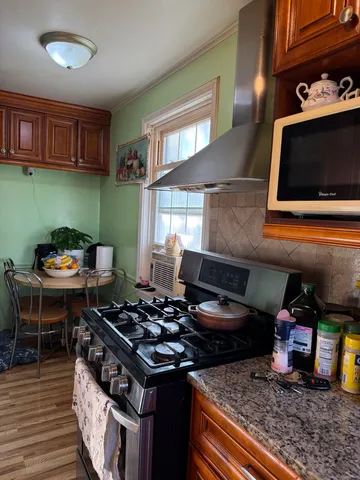 $2,500 | 1084 East Main Street, Unit 3, Stamford, CT 06902