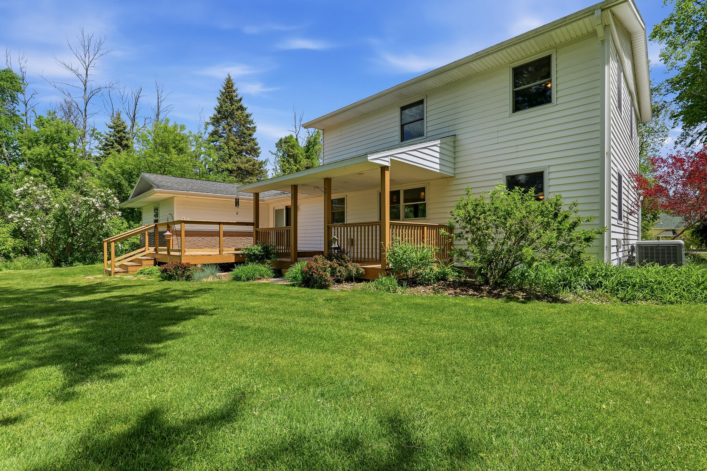 4528 Lakeshore Road Sheboygan, WI 53083 - Photo 39 of 54 4528Lakeshore-39