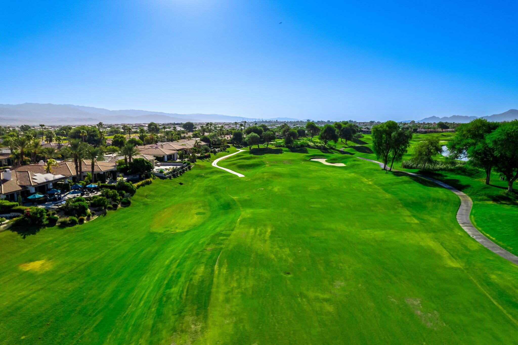 220 Loch Lomond Road Rancho Mirage, CA 92270 - Photo 12 of 69 12-web-or-mls-JG_Lomond_OPMG_0824_012