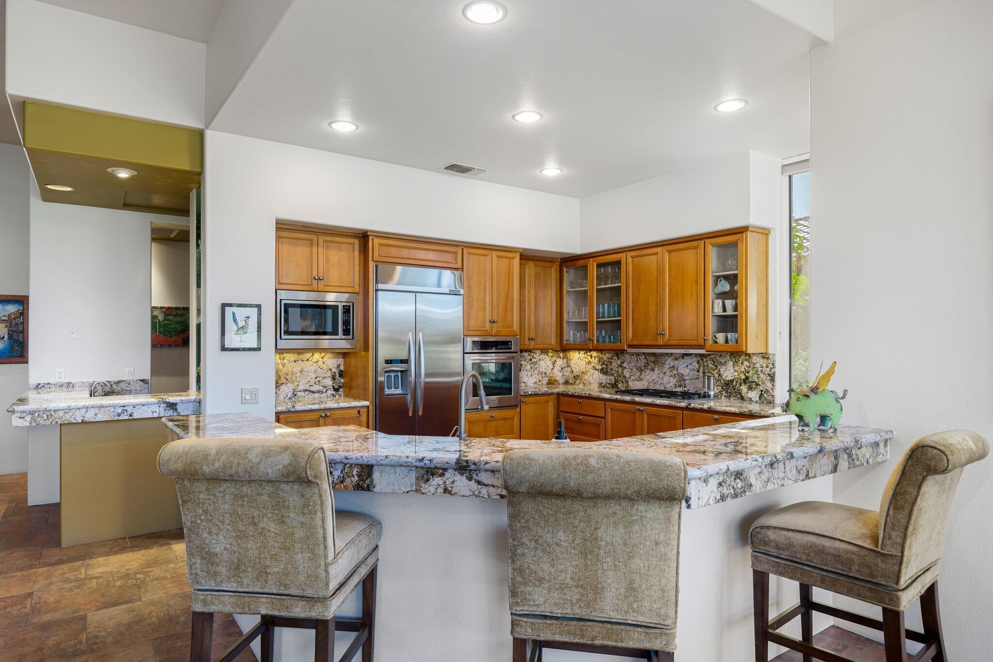 220 Loch Lomond Road Rancho Mirage, CA 92270 - Photo 27 of 69 27-web-or-mls-JG_Lomond_OPMG_0824_027