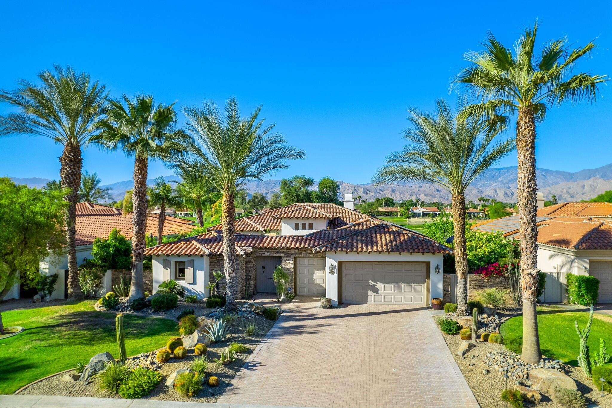 220 Loch Lomond Road Rancho Mirage, CA 92270 - Photo 3 of 69 3-web-or-mls-JG_Lomond_OPMG_0824_003