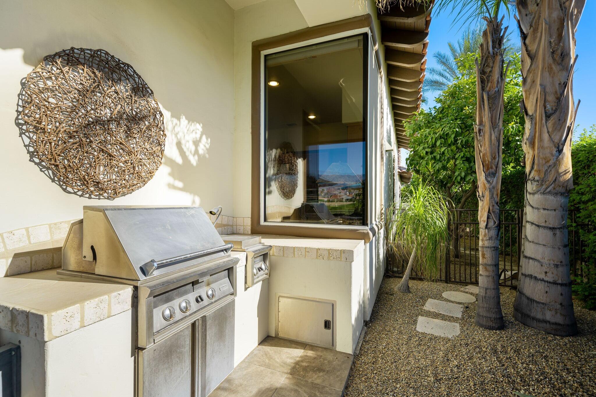 220 Loch Lomond Road Rancho Mirage, CA 92270 - Photo 37 of 69 37-web-or-mls-JG_Lomond_OPMG_0824_037