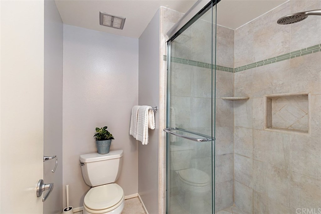 24 Silverwood, Unit 13 Irvine, CA 92604 - Photo 23 of 31