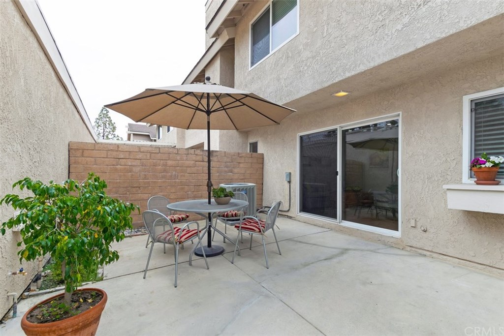 24 Silverwood, Unit 13 Irvine, CA 92604 - Photo 25 of 31