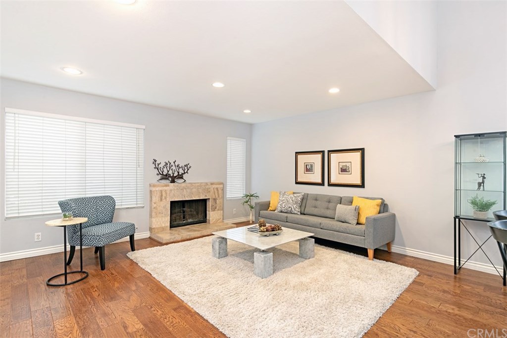 24 Silverwood, Unit 13 Irvine, CA 92604 - Photo 6 of 31