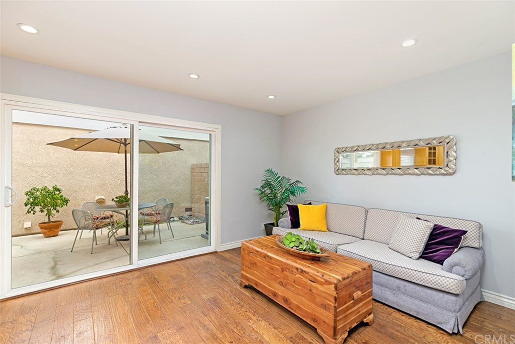 24 Silverwood, Unit 13 Irvine, CA 92604 - Photo 10 of 31