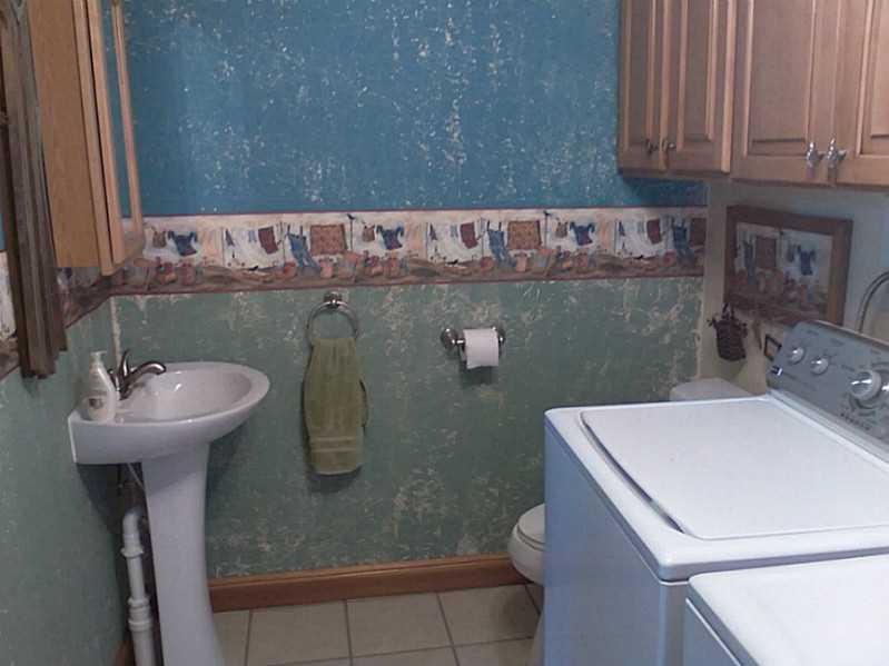 1847 Keysertown Road Somerset, PA 15501 - Photo 11 of 25 Partial Bath.