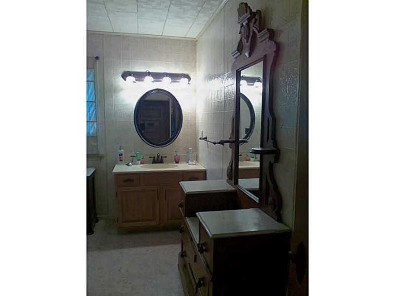 1847 Keysertown Road Somerset, PA 15501 - Photo 22 of 25 Full Bath.