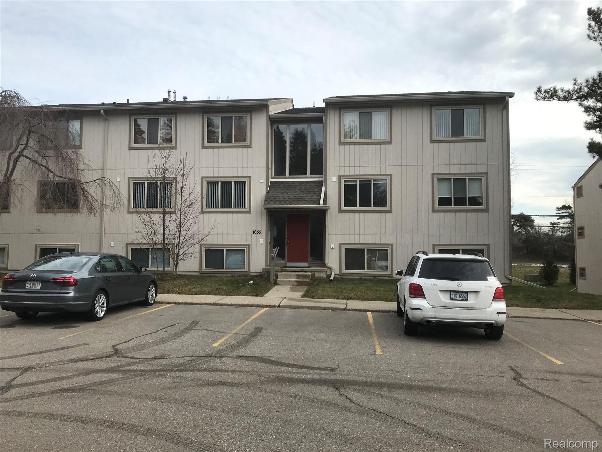 1655 Riverside Drive, Unit 12 Rochester, MI 48309 - Photo 1 of 6 Riverside 1.JPG