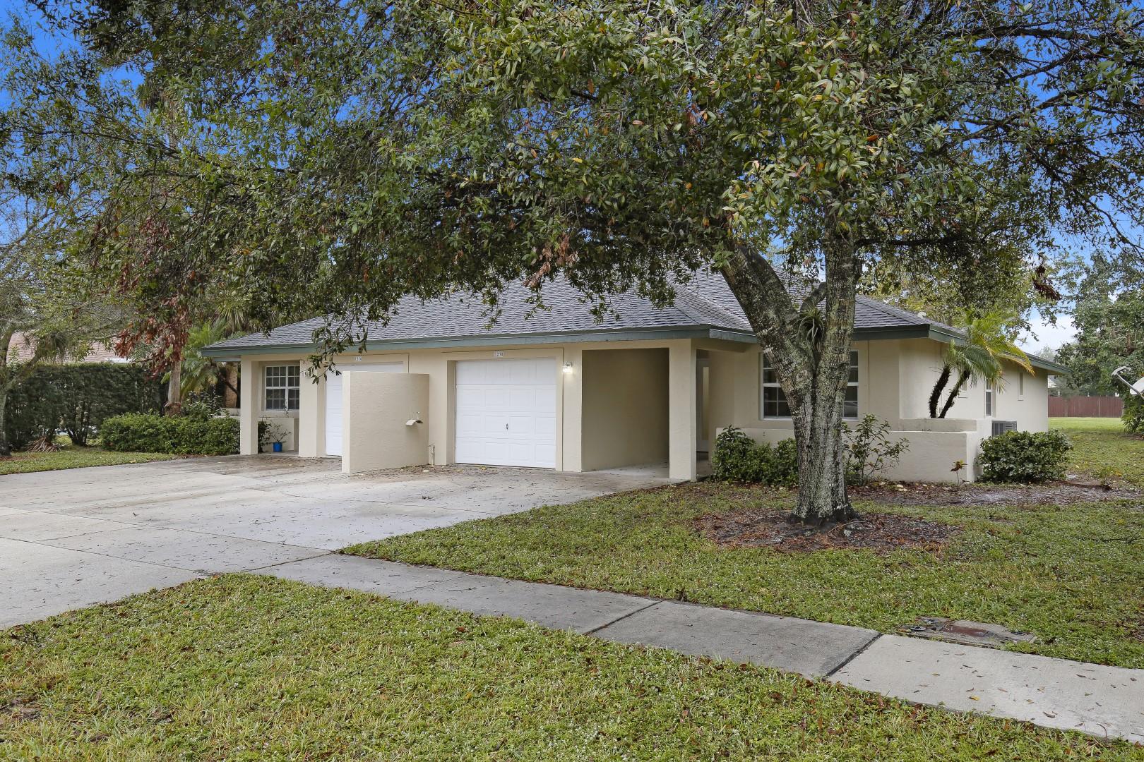 1236 Block Island Road Wellington, FL 33414 - Photo 2 of 20 Exterior Front