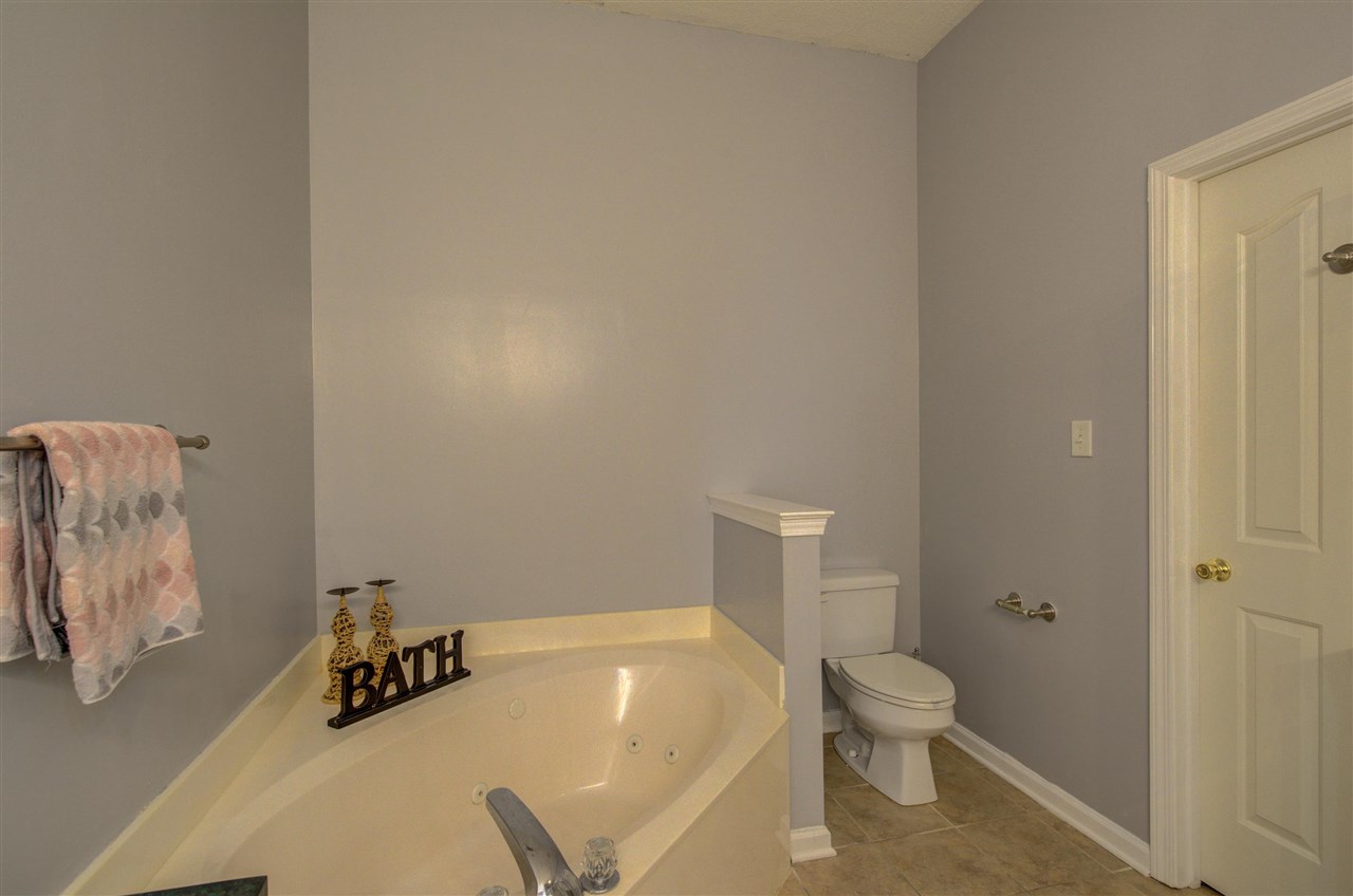 6858 Manslick Road Cordova, TN 38018 - Photo 15 of 23