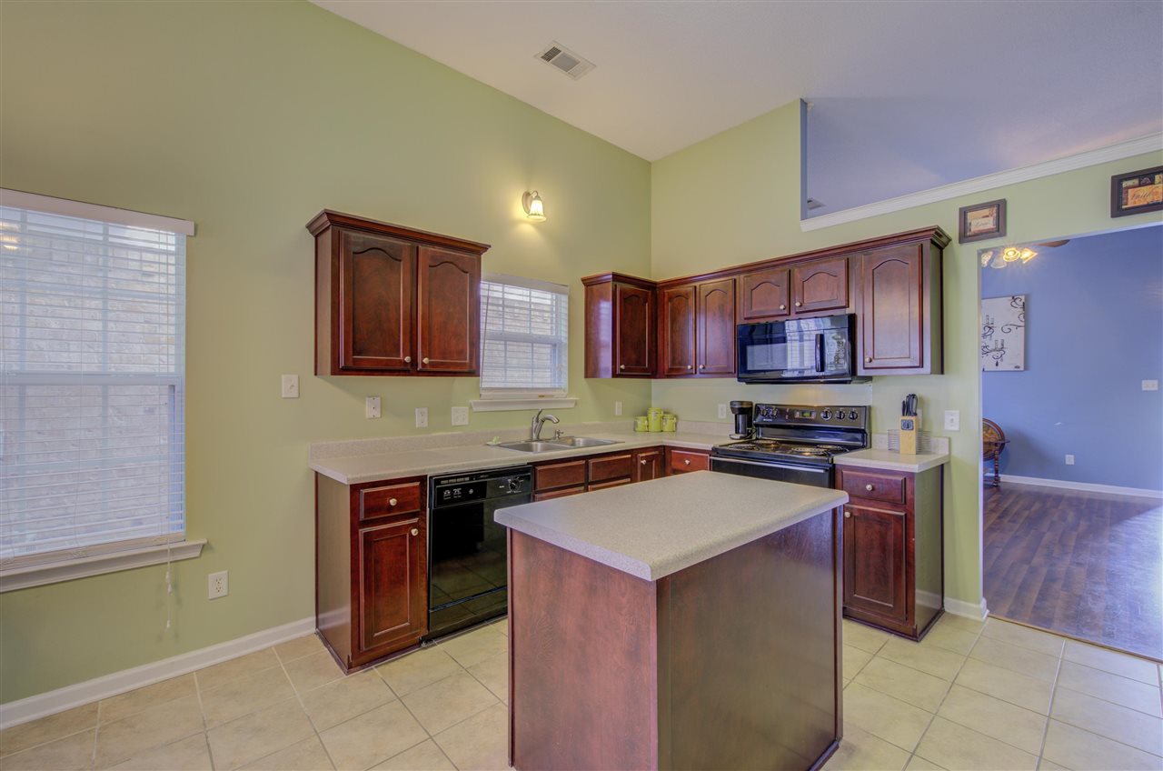 6858 Manslick Road Cordova, TN 38018 - Photo 8 of 23
