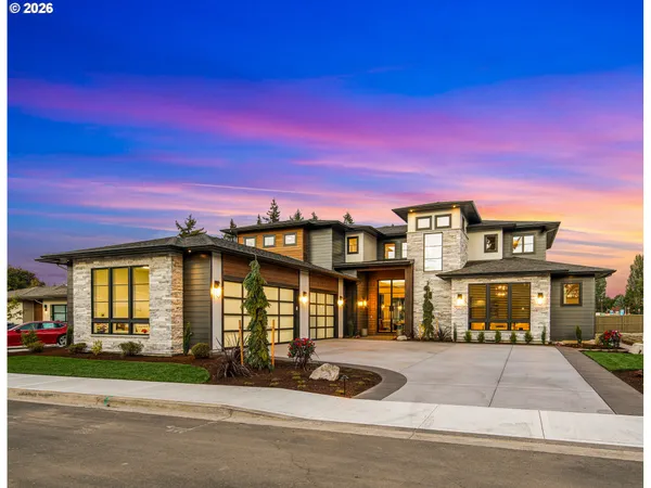 $2,345,000 | 11507 Northwest 41st Avenue, Vancouver, WA 98685