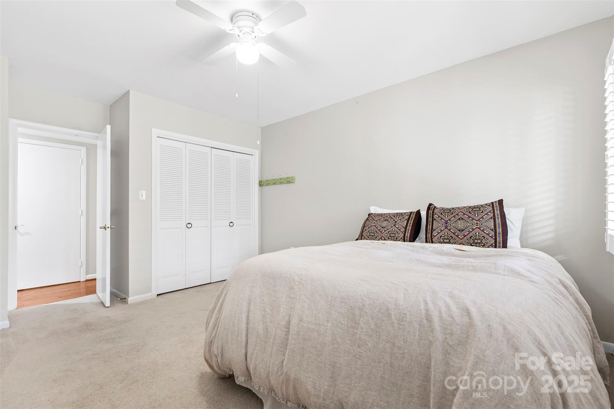 423 Whitestone Road Charlotte, NC 28270 - Photo 27 of 47 Gallery Image 27