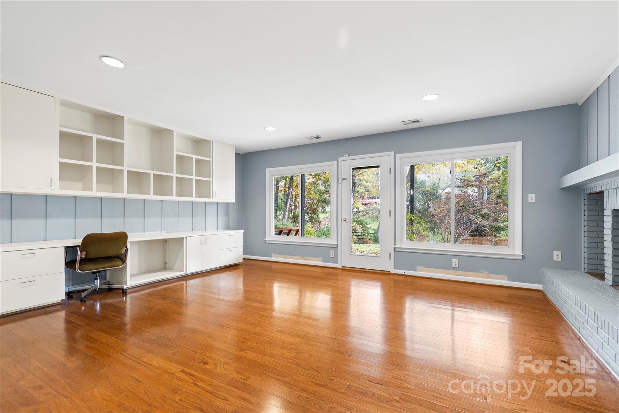 423 Whitestone Road Charlotte, NC 28270 - Photo 31 of 47 Gallery Image 31