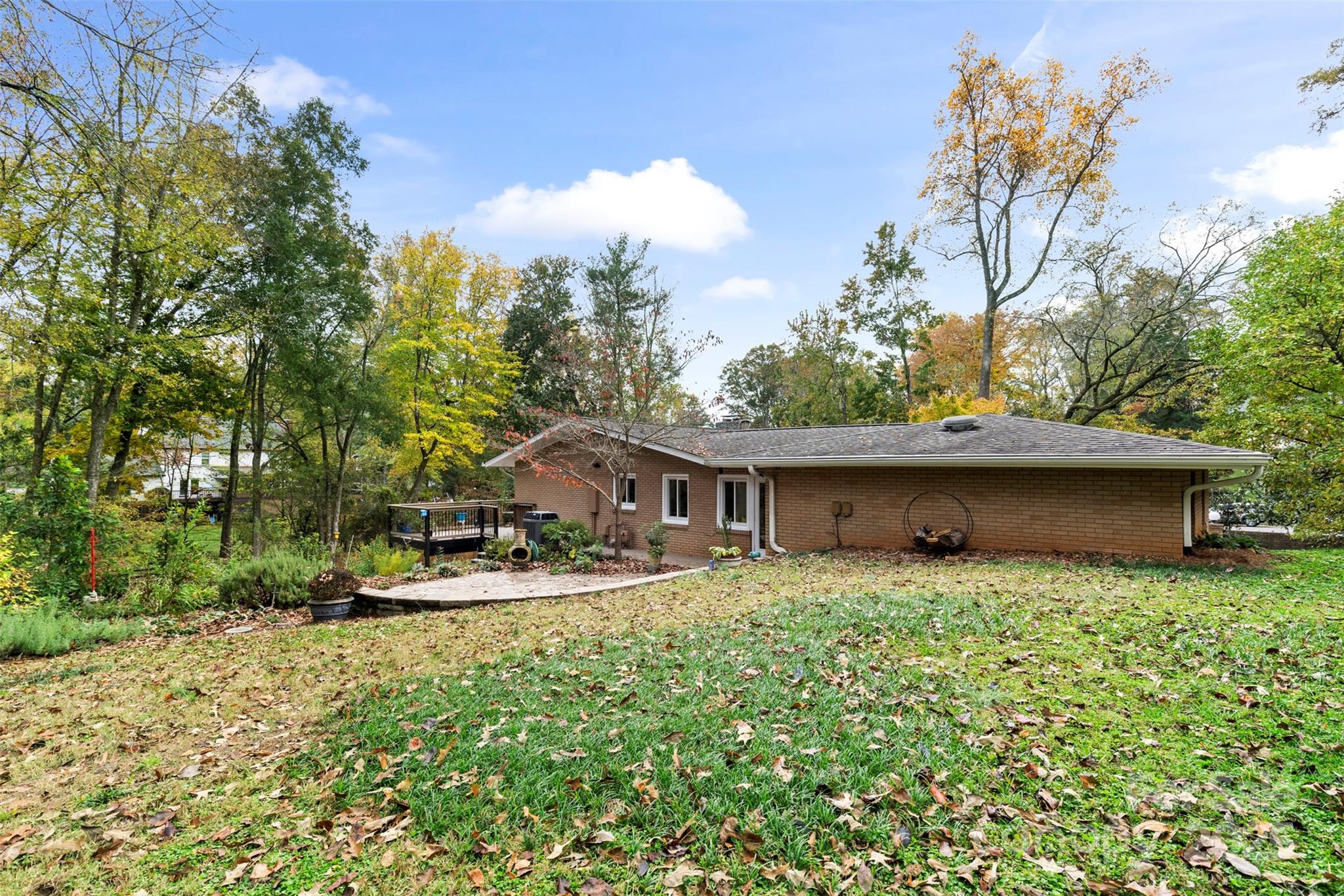 423 Whitestone Road Charlotte, NC 28270 - Photo 43 of 47 Gallery Image 43