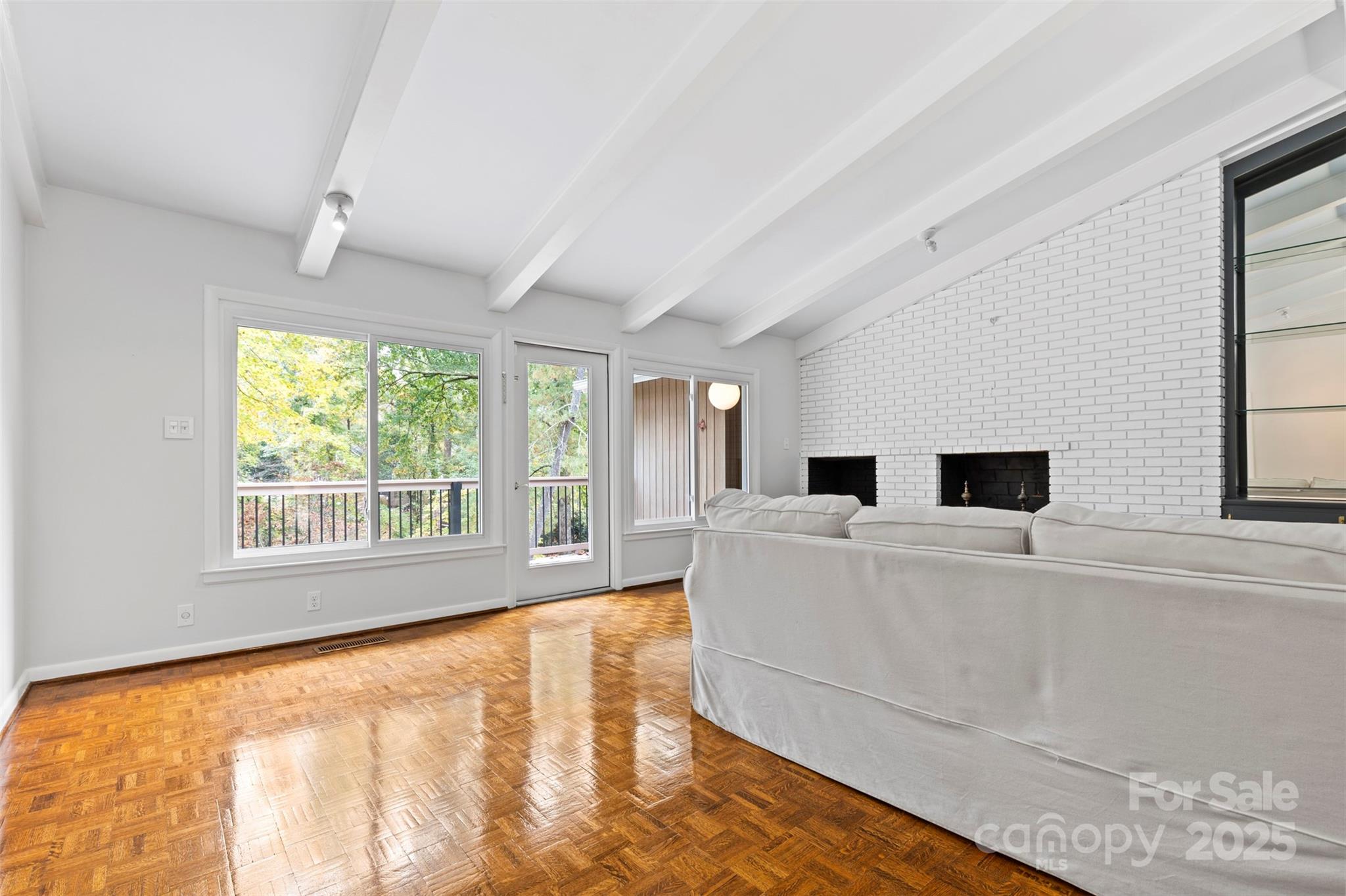 423 Whitestone Road Charlotte, NC 28270 - Photo 7 of 47 Gallery Image 7