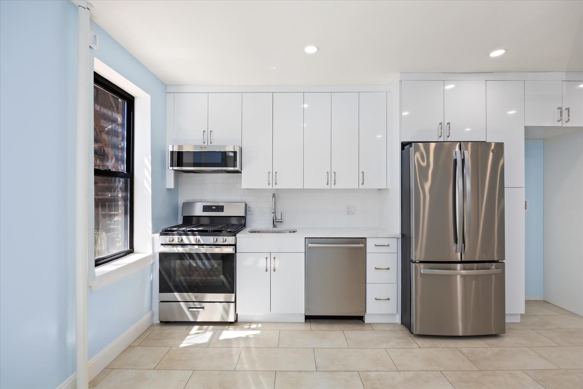 25 Indian Road, Unit 2A Manhattan, NY 10034 - Photo 7 of 19