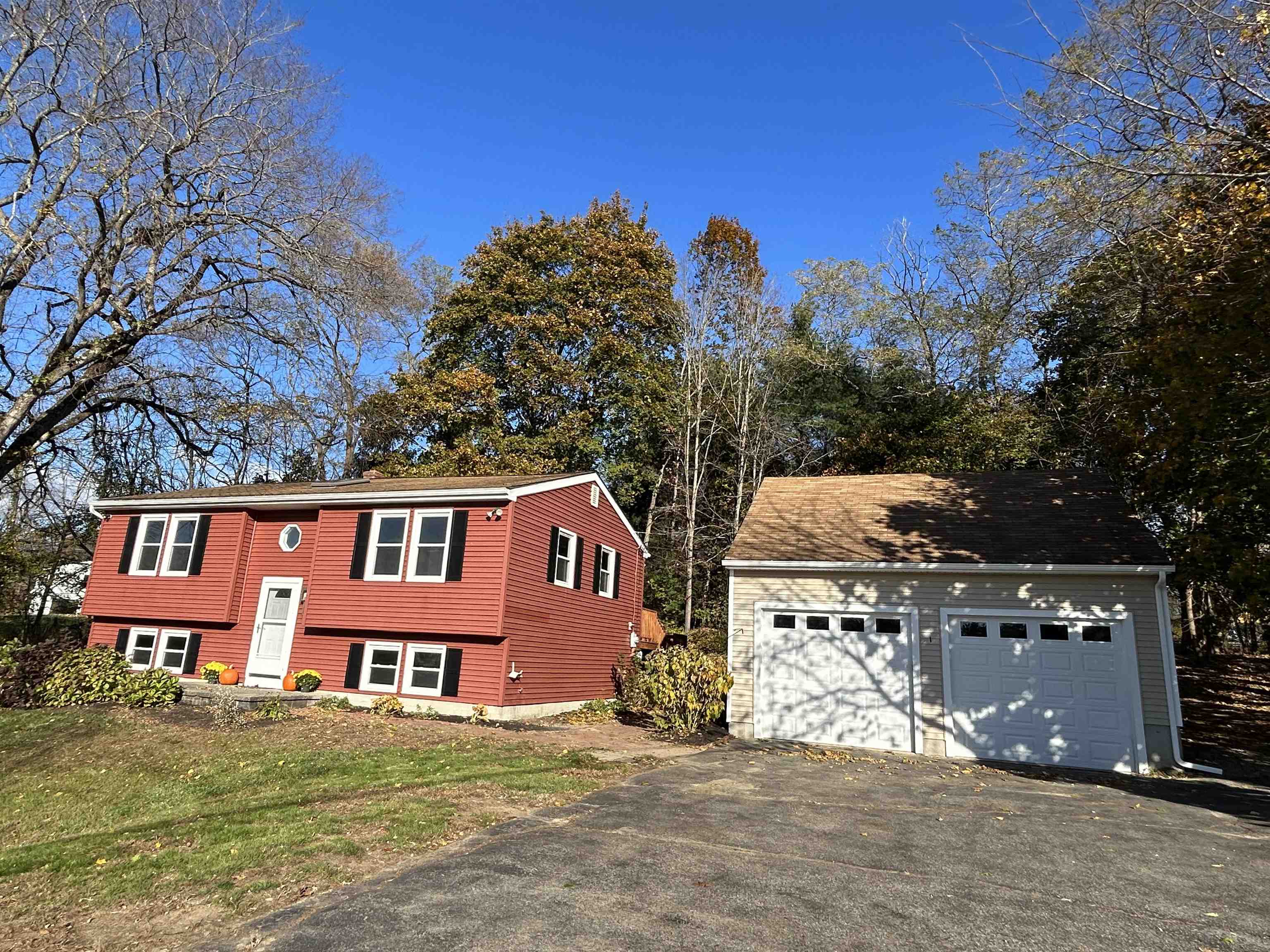 3 John West Road Exeter, NH 03833 - Photo 1 of 31