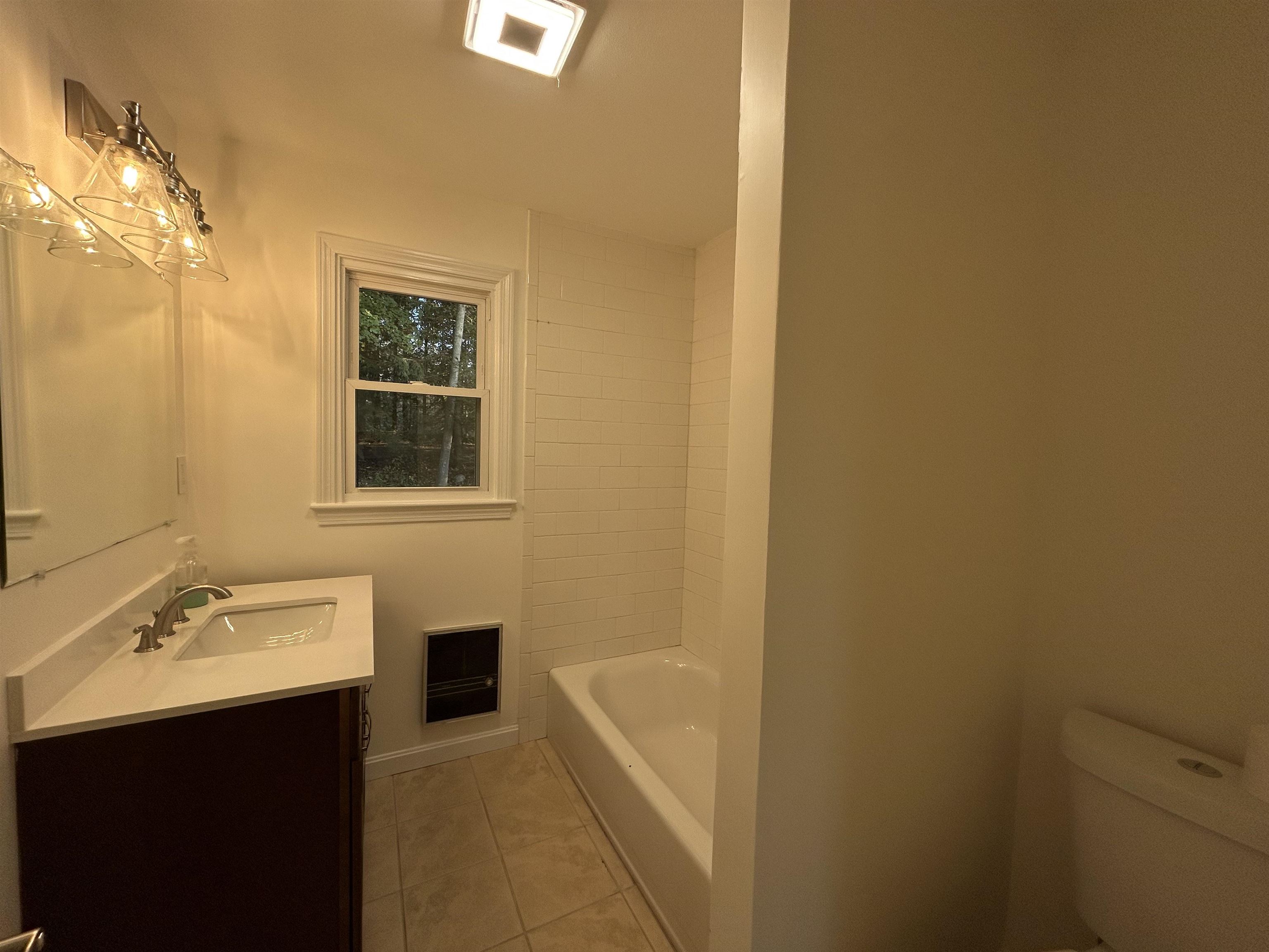 3 John West Road Exeter, NH 03833 - Photo 5 of 31