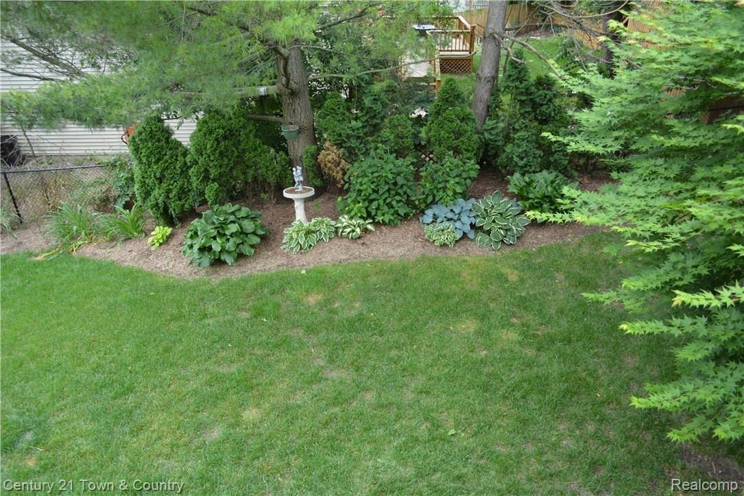 3625 Dunning Road Rochester, MI 48309 - Photo 8 of 58 8.JPG