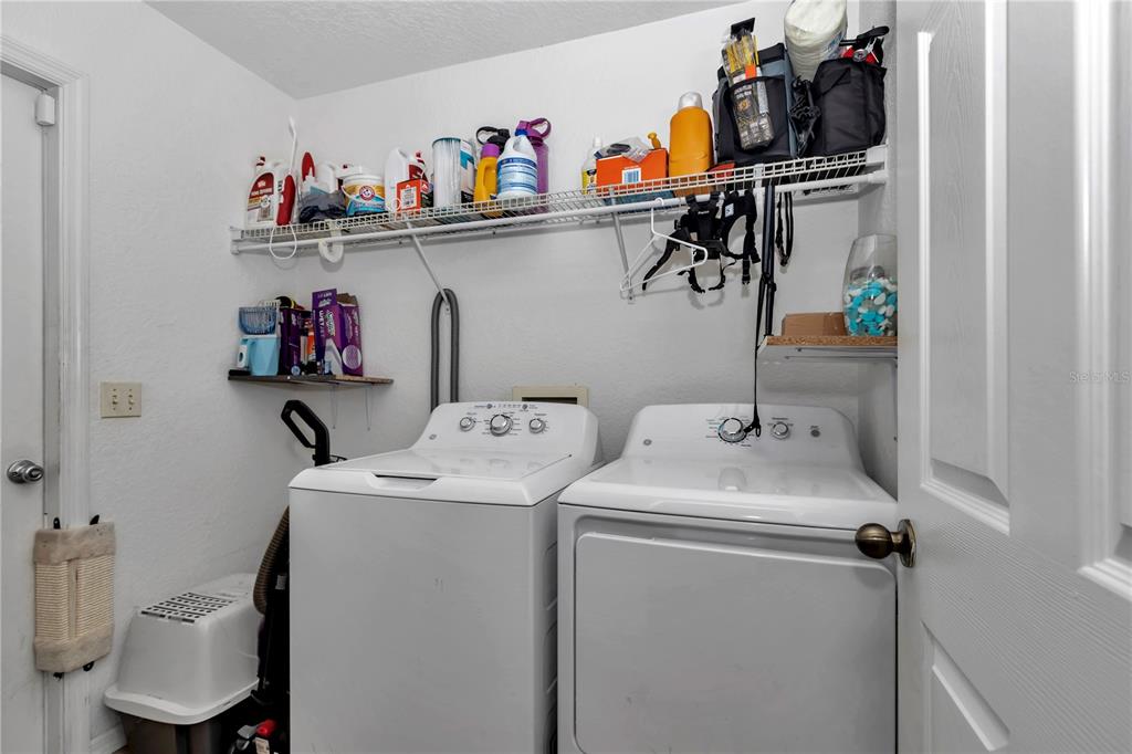 13800 Southwest 33rd Court Road Ocala, FL 34473 - Photo 38 of 42 a utility room with dryer and washer