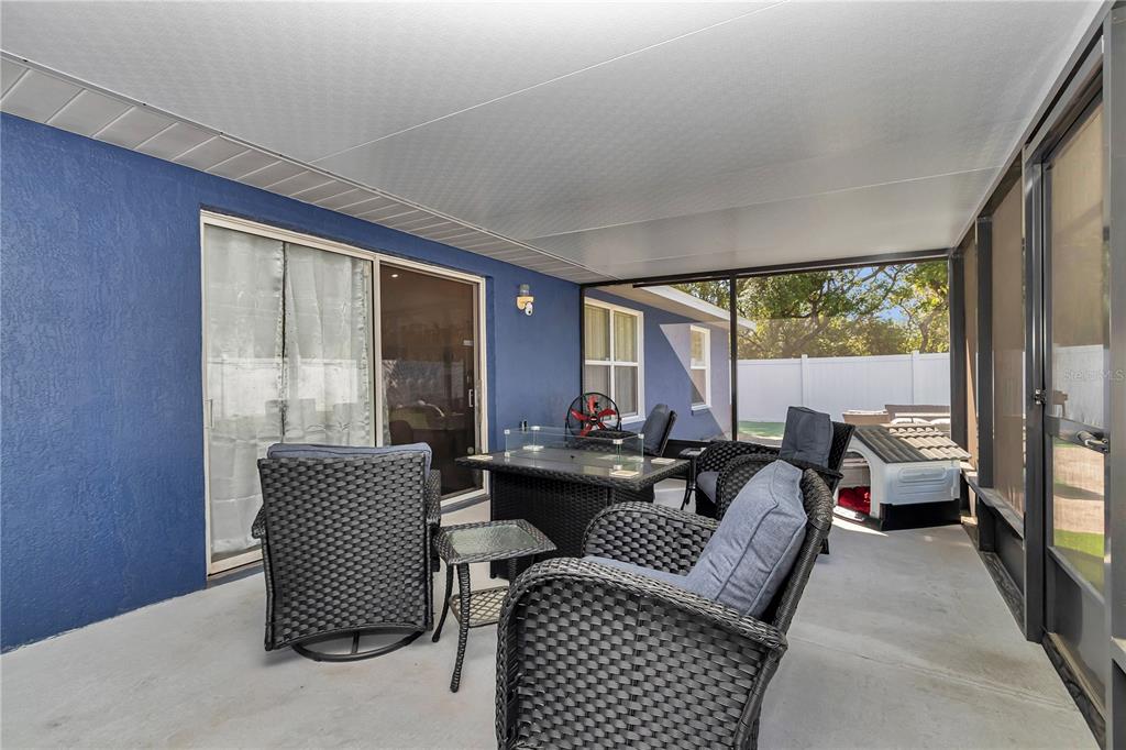 13800 Southwest 33rd Court Road Ocala, FL 34473 - Photo 40 of 42 a living room with furniture and large windows