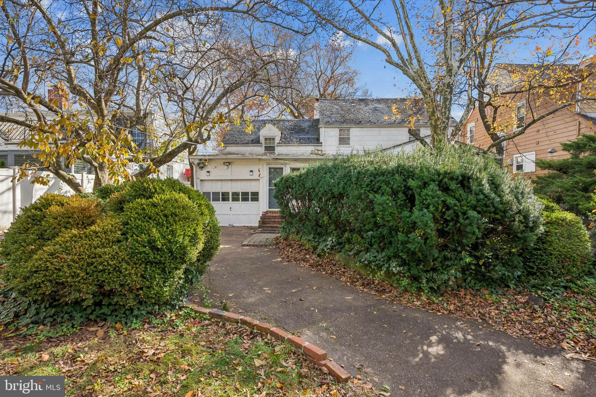 4817 Browning Road Pennsauken, NJ 08109 - Photo 25 of 25 a view of a pathway both side of house