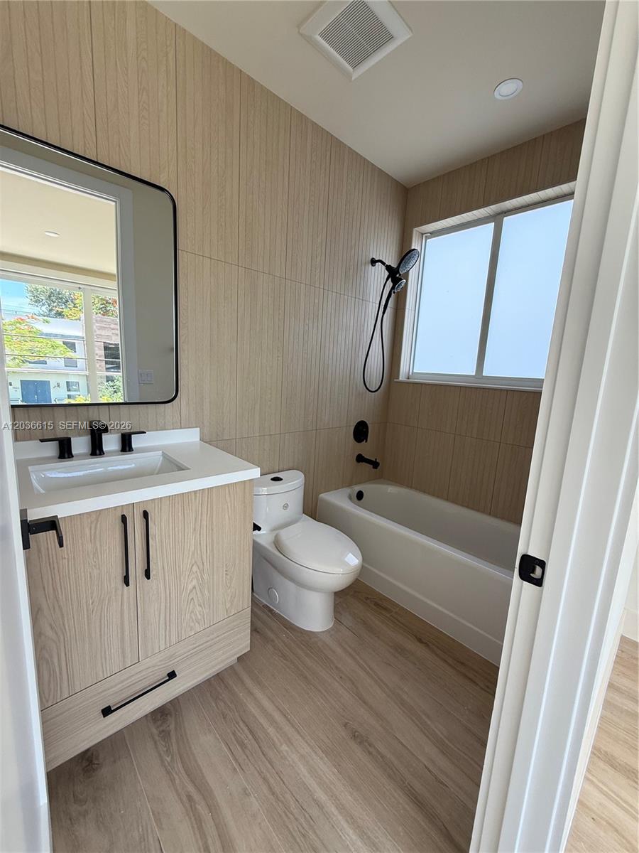 3326 Elizabeth Street Miami, FL 33133 - Photo 54 of 59