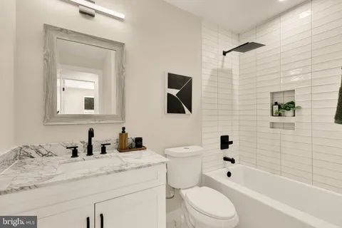 $524,900 | 2606 41st Street Northwest, Unit 2, Washington, DC 20007