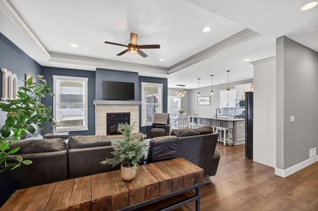 $625,000 | 339 Hillside Drive, Eldridge, IA 52748