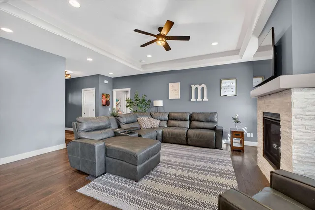 $625,000 | 339 Hillside Drive, Eldridge, IA 52748